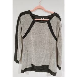 Women's Cato Black and Gold Glitter Sweater Size XS